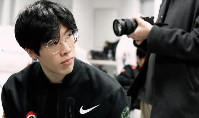 Doran 是无用的，如果他有用的话。没有 Zeka 和 Sylas， Hanwha Life Esports 可以拿下比赛点