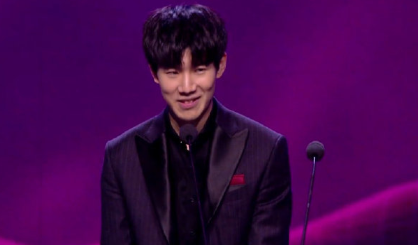 直播吧专访TES. Tian ：看到粉丝的大喇叭都会流汗害怕；期待交手Wei！