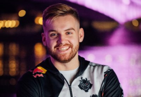 昨日赛果、目前积分情况和今日赛程：LGD 0：2 JDG UP 1：2 EDG