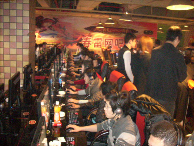 GEN 3-2 T1：四连LCK震古烁今！GEN力克T1再拿LCK冠军！